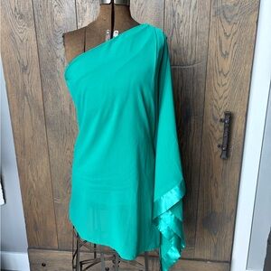 Venus Elegant One-Shoulder Green Dress